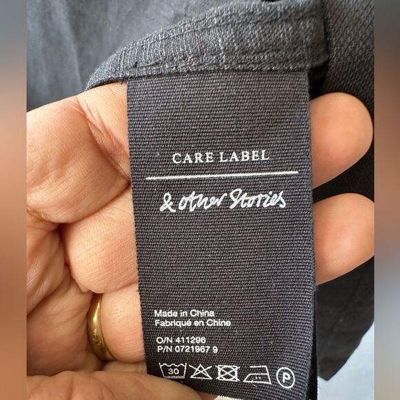 & OTHER STORIES Lyocell Linen Blend Pencil Button Front Midi Skirt Black Size 2 - Picture 11 of 11